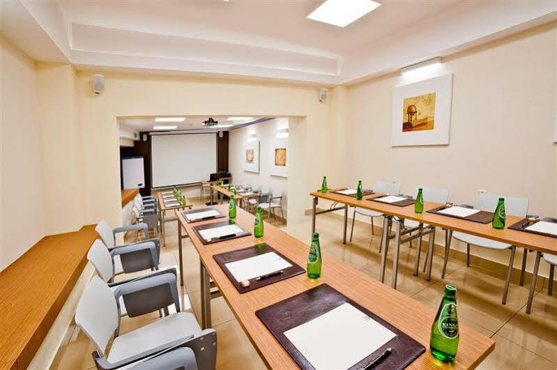 Centrum Hotel 4*